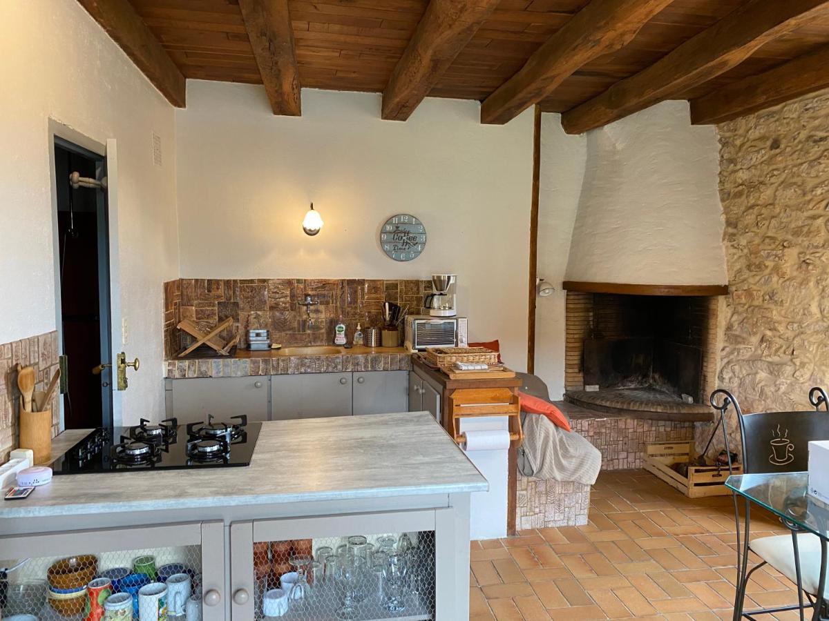 Petite Maison En Perigord Noir Plazac Eksteriør billede